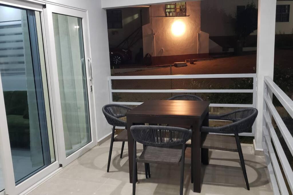 Cg Apartment - Turtuga Willemstad Exteriör bild